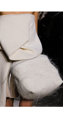Details Rick Owens Fall 2018 Ready-to-Wear , Детали коллекции Рик Оуэнс осень зима 2018 , Fashion show , неделя моды в Париже , PFW , Paris Fashion Week , Mainstyles
